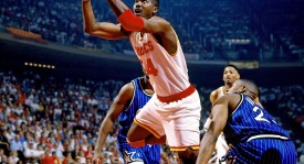 前NBA球星格鲁吉亚联赛再展雄风：稳定发挥成球队定海神针